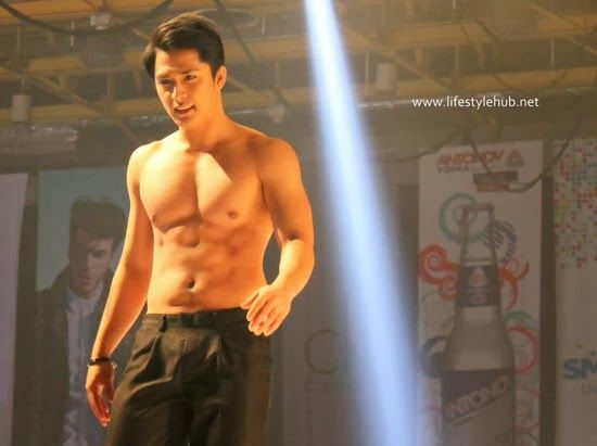 รวมหนุ่มๆ เปลือย (อก) ค่ะ