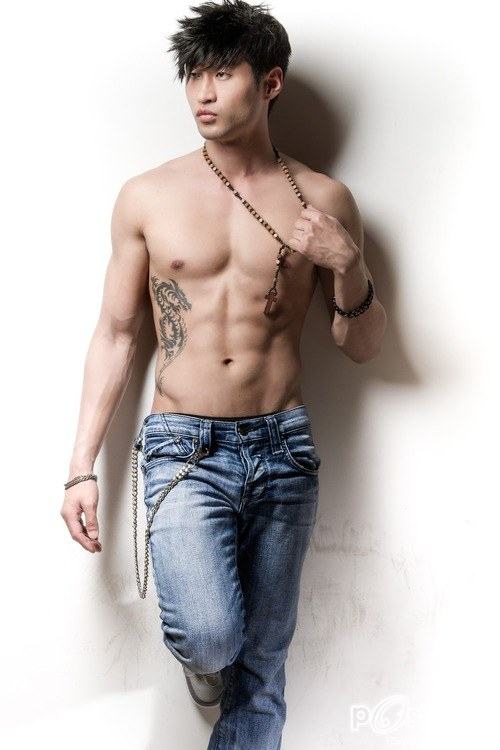 ถอดโชว์เรือนร่าง 395