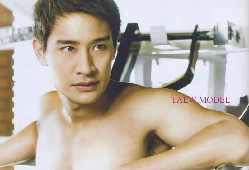 ป้อง ณวัฒน์