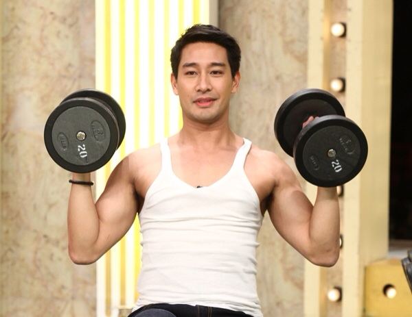 ป้อง ณวัฒน์