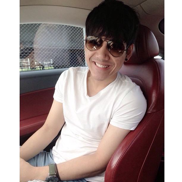 Nikky- เป้าฟู อกแน่น อุต๊ะ