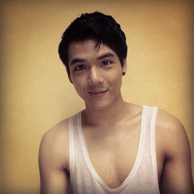 Nikky- เป้าฟู อกแน่น อุต๊ะ