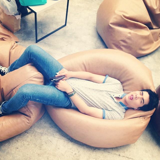 Nikky- เป้าฟู อกแน่น อุต๊ะ