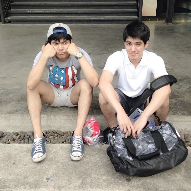 Nikky- เป้าฟู อกแน่น อุต๊ะ