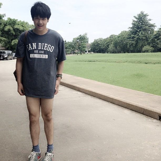 Nikky- เป้าฟู อกแน่น อุต๊ะ