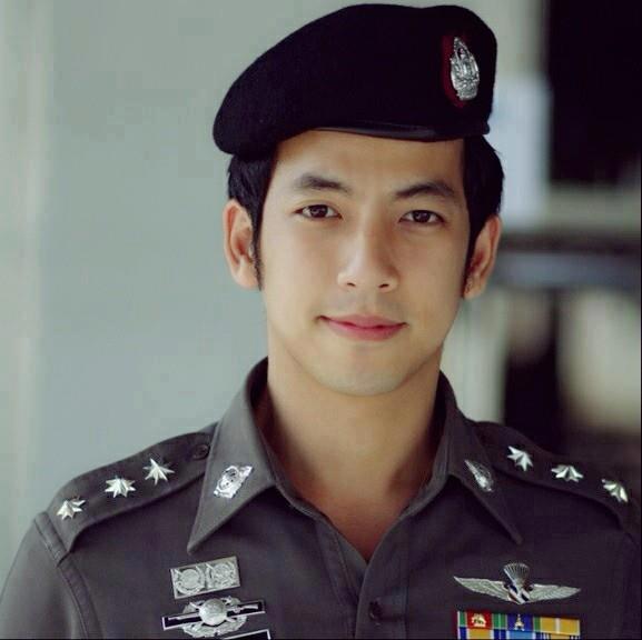 ออกมาแล้ว ตำรวจ ทหาร ยกพลมาสลายม็อบ
