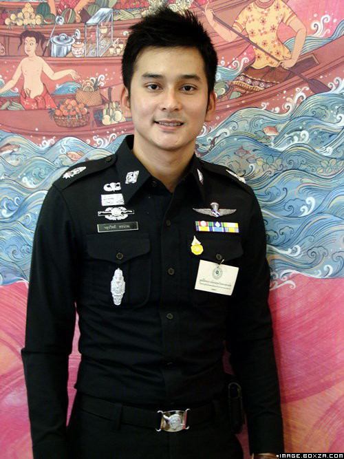 ออกมาแล้ว ตำรวจ ทหาร ยกพลมาสลายม็อบ