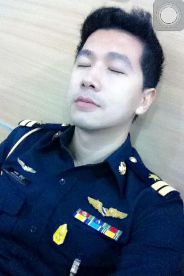 ออกมาแล้ว ตำรวจ ทหาร ยกพลมาสลายม็อบ
