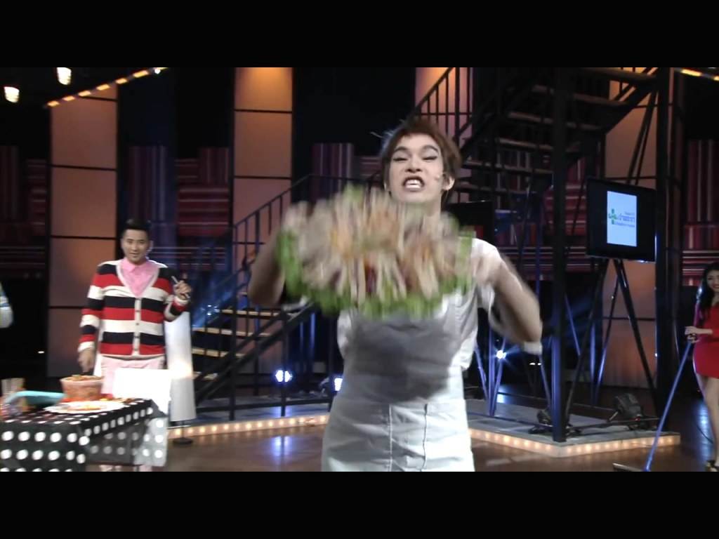 พีท พล จะฮาหรือสงสารนางดี ดูดเสียงแทบไม่ทันค่ะ  Killer karaoke