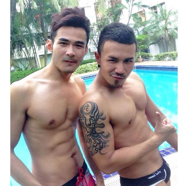 ไปว่ายน้ำกัล