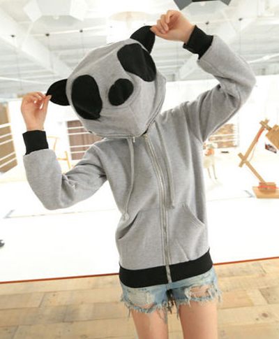 เสื้อกันหนาวมีหู เทรนด์น่ารัก ๆ สำหรับสาวแบ๊วตัวแม่