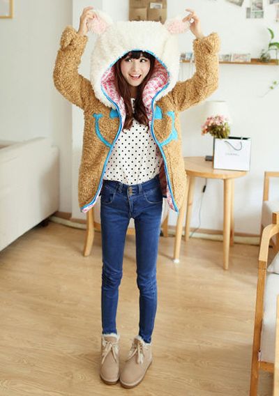 เสื้อกันหนาวมีหู เทรนด์น่ารัก ๆ สำหรับสาวแบ๊วตัวแม่