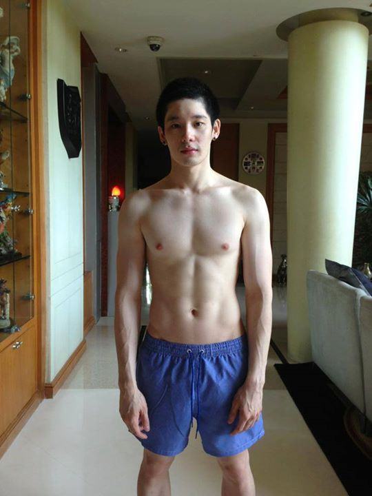 ขาวจั๊วน่าเจี๊ยะ