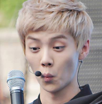 ลู่หาน พี่หาญคนแมน 555