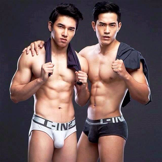 เลือกใครดี