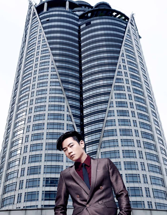 โทนี่ อิรา รากแก่น @ Up2u Magazine Vol 2 Issue 27. November-December 2013