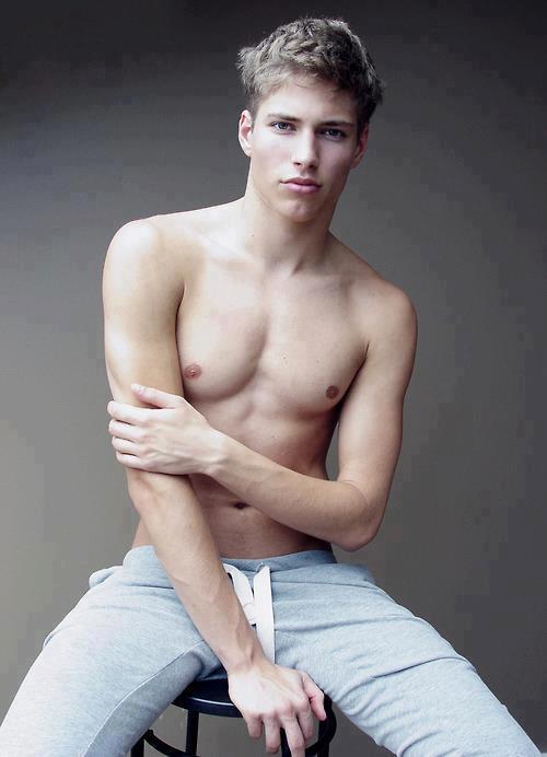 ว่าด้วยเรื่องชั้นในชาย : Long johns