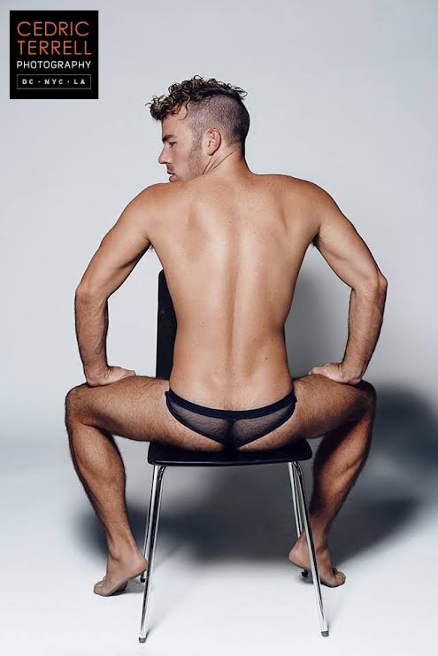 ว่าด้วยเรื่องชั้นในชาย : G-string , Thong และ อื่นๆ