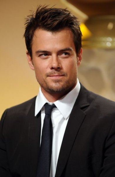JOSH DUHAMEL คนหล่อดูแล้วอบอุ่นสดใส!