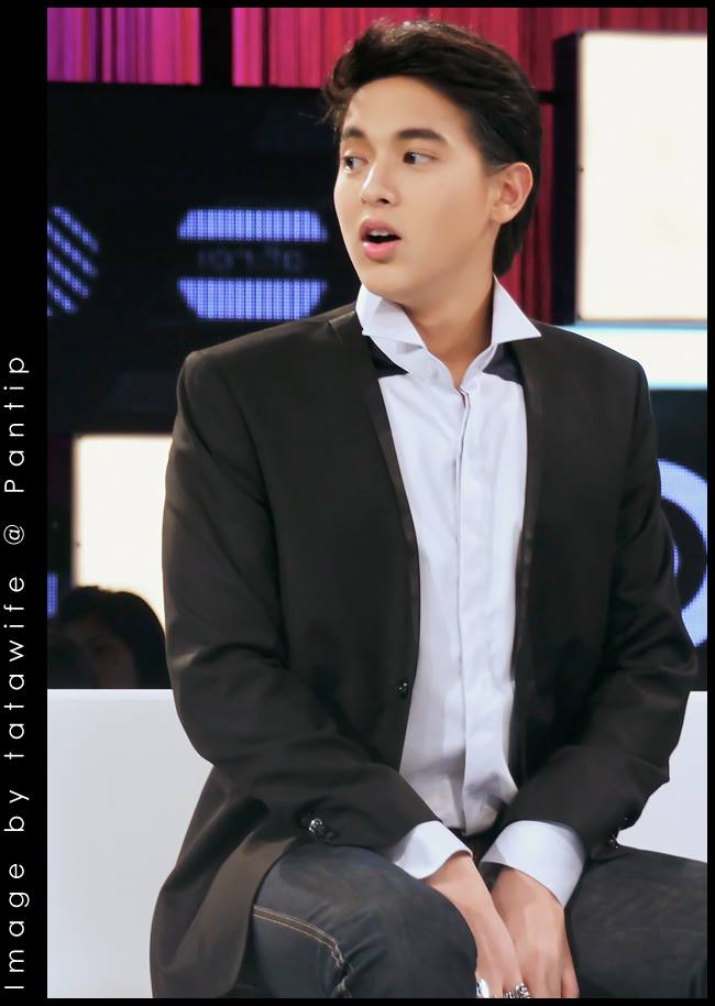 เจมส์ จิรายุ @ รายการ เจาะใจ (12-12-13)