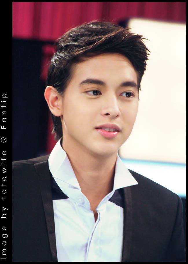 เจมส์ จิรายุ @ รายการ เจาะใจ (12-12-13)