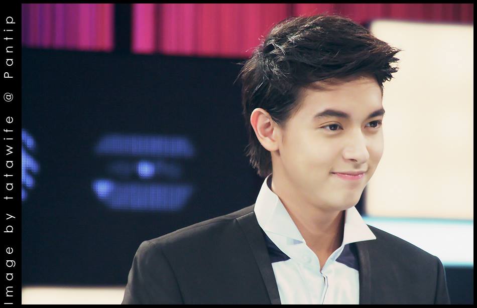 เจมส์ จิรายุ @ รายการ เจาะใจ (12-12-13)