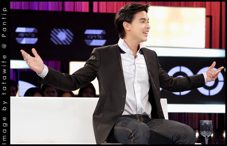 เจมส์ จิรายุ @ รายการ เจาะใจ (12-12-13)