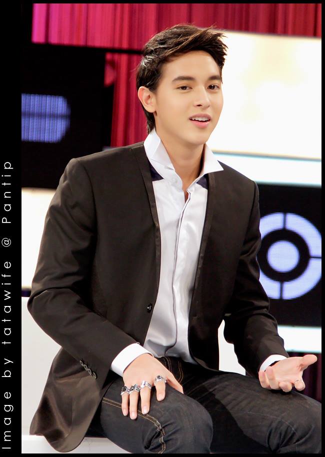 เจมส์ จิรายุ @ รายการ เจาะใจ (12-12-13)