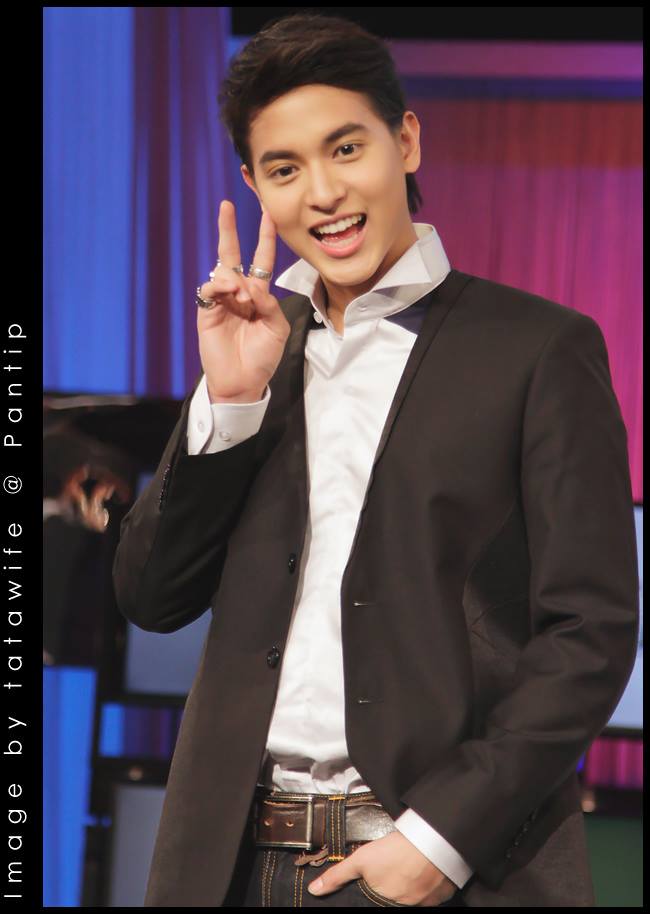 เจมส์ จิรายุ @ รายการ เจาะใจ (12-12-13)