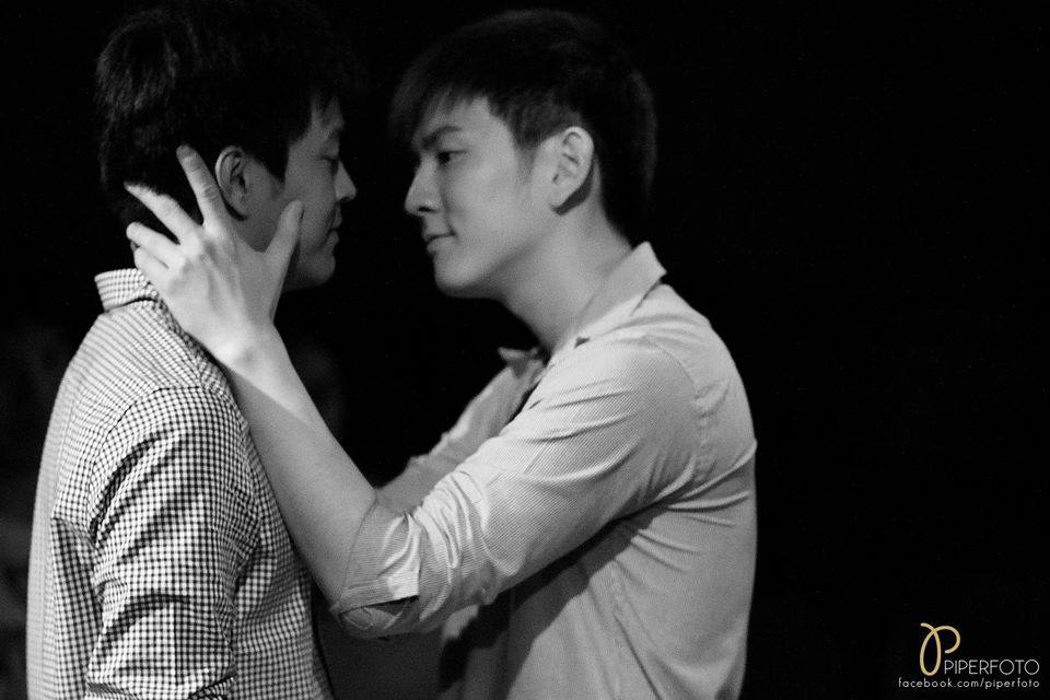 รวมฉากฟิน ละครเวทีชายรักชาย