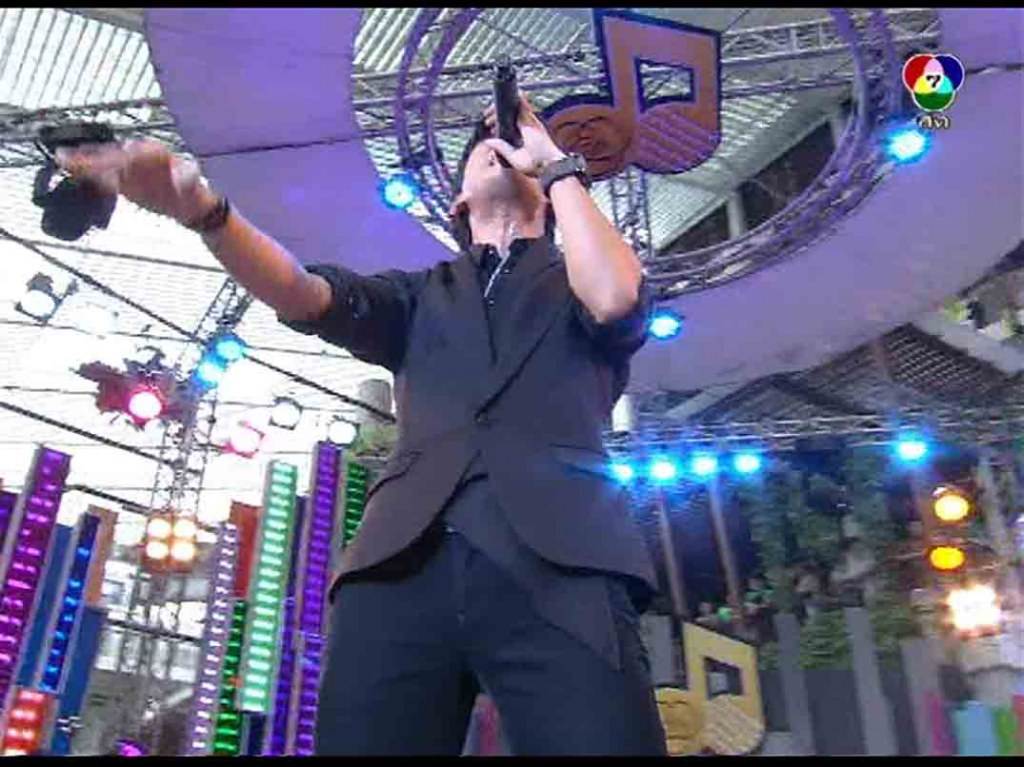 กัน นภัทร,ใน 7 สีคอนเสิด