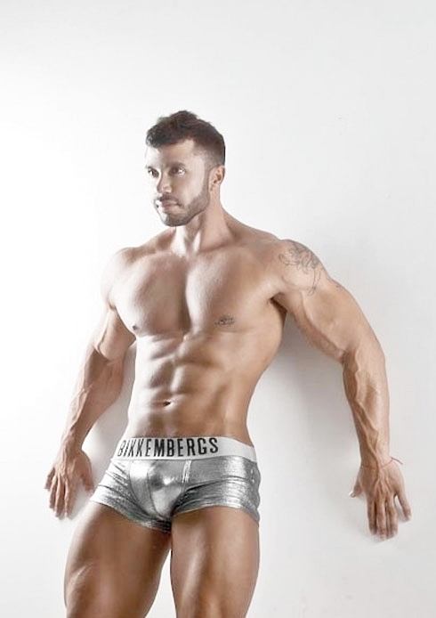 zeus men 71