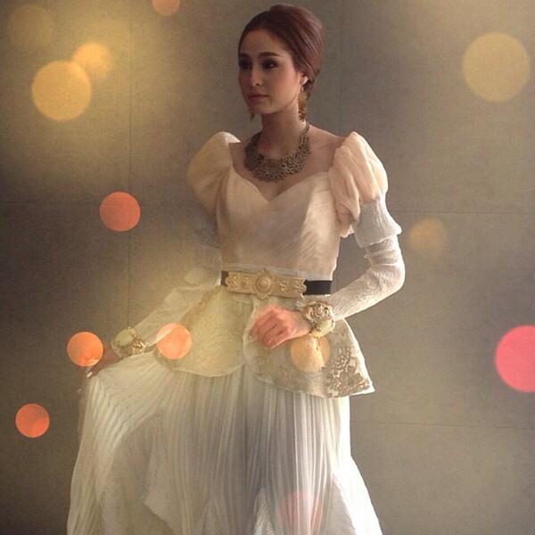 อ๋อม - ขวัญ @ งานแถลงข่าวละครเวที มหาชาติ มหาบุรุษ