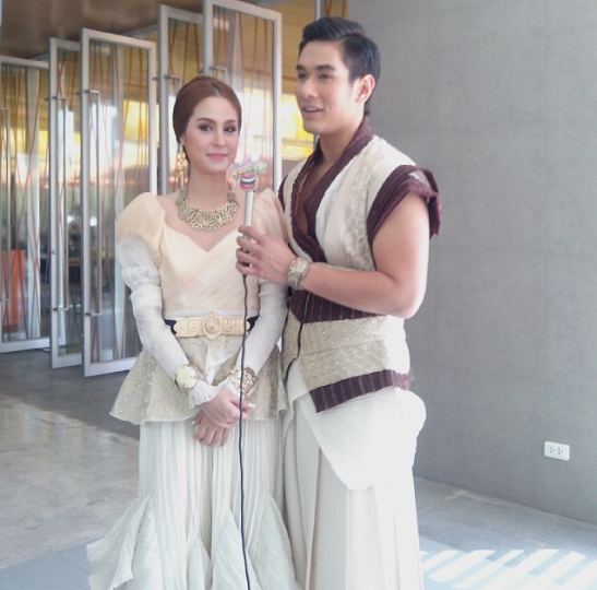 อ๋อม - ขวัญ @ งานแถลงข่าวละครเวที มหาชาติ มหาบุรุษ