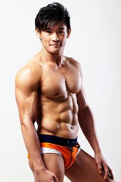 คนรักหนุ่มเซ็กซี่ 644