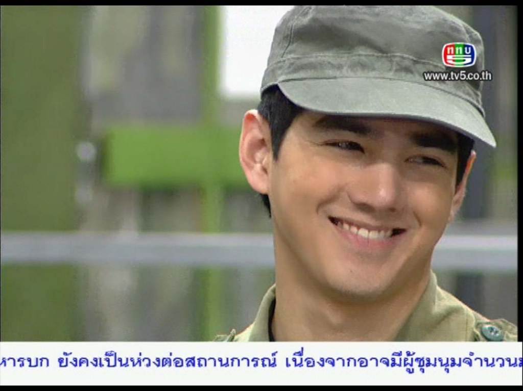 หลาบปาก ของนาง ,เม้าส์-ณัฐชา .ระเบิดเที่ยงแถวตรง