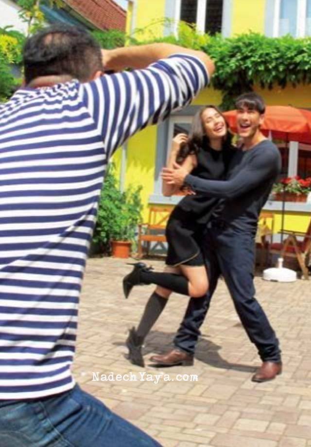 ณเดชน์ & ญาญ่า อุรัสยา @ เพื่อนเดินทาง vol.35 no.408 December 2013