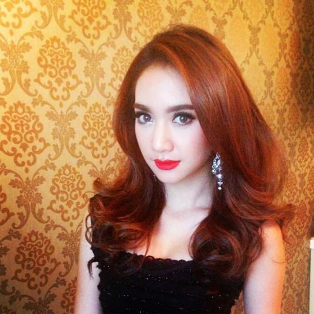 อยากเห็น ดาราคนนี้ มาเล่นกับแต้ว