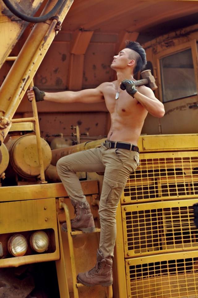 Photoshoot men album 528