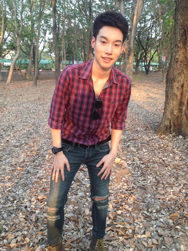 อ๋อง