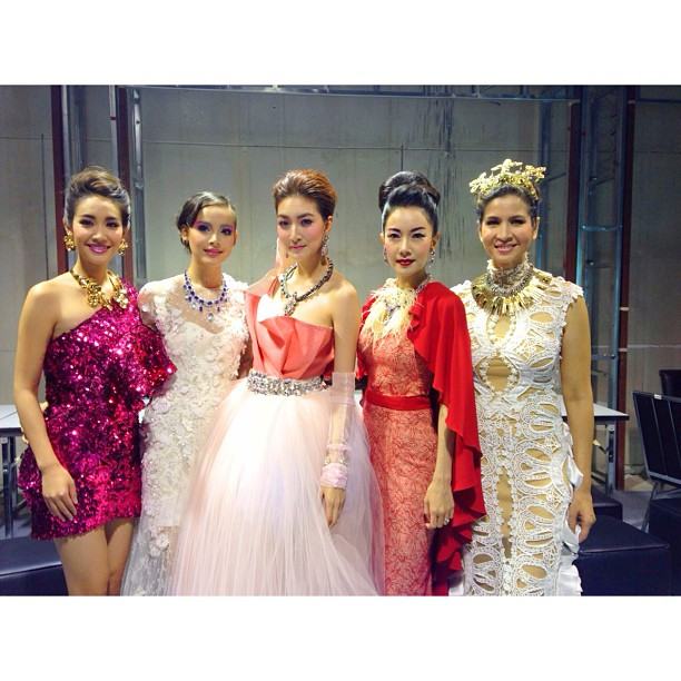 แพนเค้ก นางแผ่ความสง่าออกมาสุดๆในงาน Beauty Hall 14th Anniversary