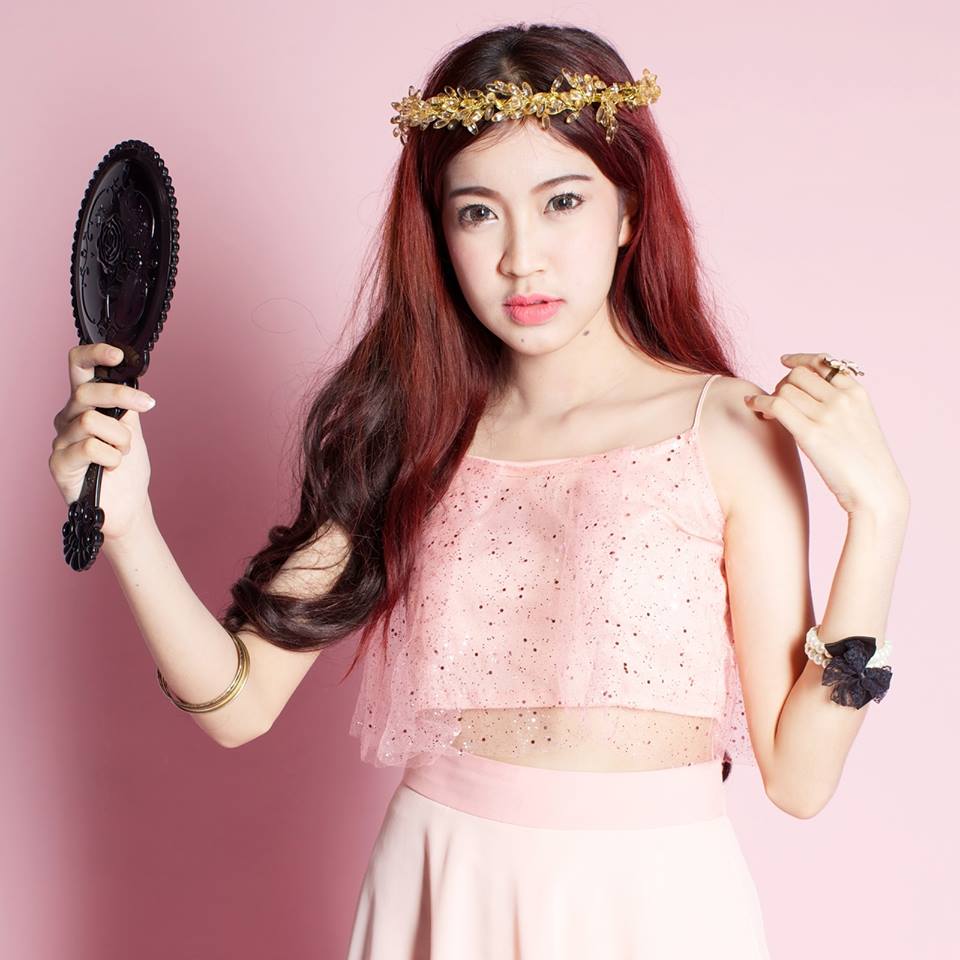 กลอย ประวีวรรณ น่ารัก ขาว มีสเน่ห์