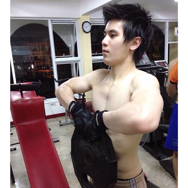พ่อหนุ่ม หุ่นฟิน 156 !!