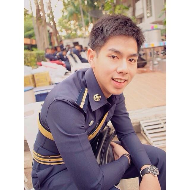 พี่บอส ทหารฟ้ารักษาพระองค์ หล่อมว๊ากกกกก