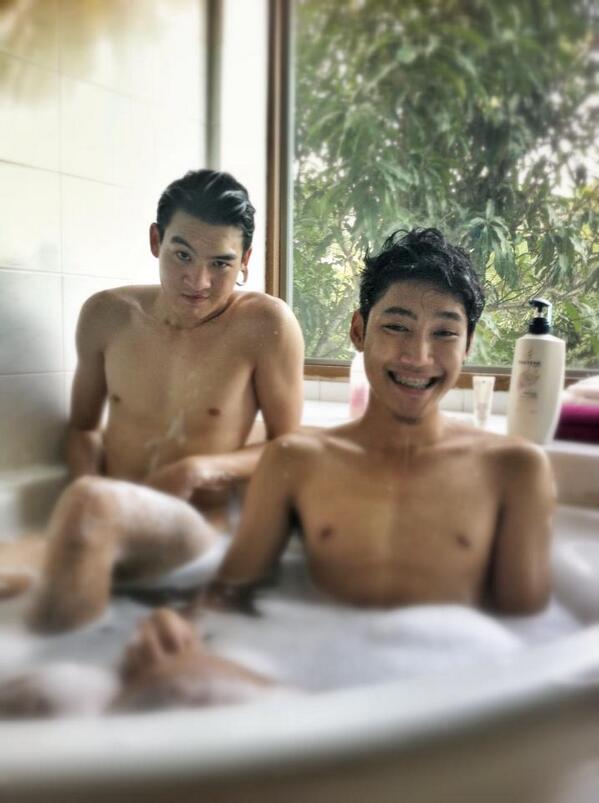 น้ำลายแตก