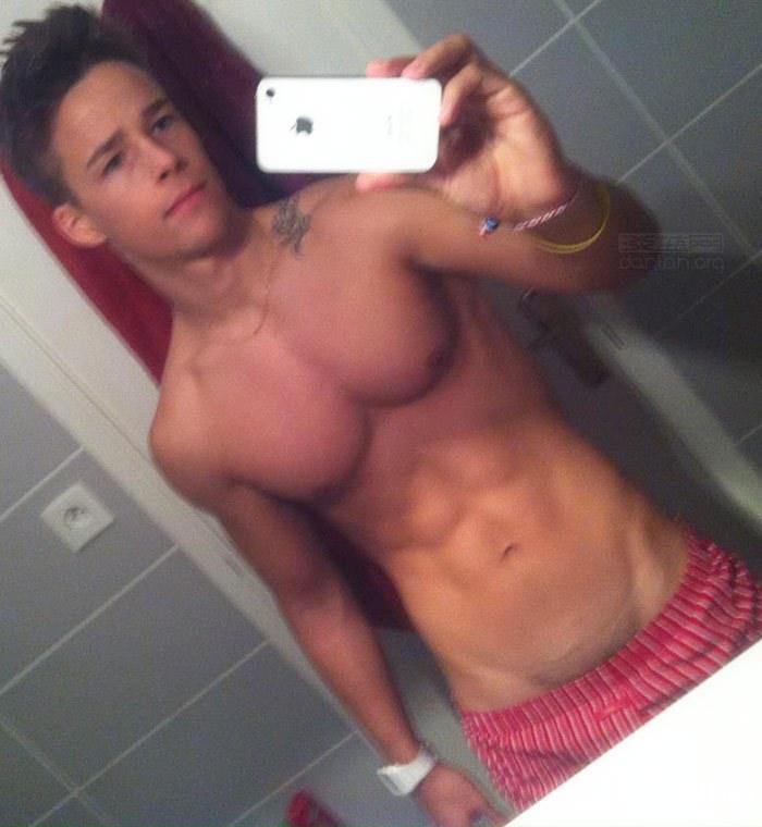 นายแบบเกย์ฝรั่งเศสJessy Delduca