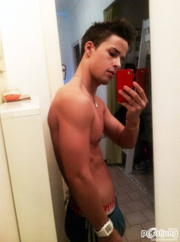 นายแบบเกย์ฝรั่งเศสJessy Delduca
