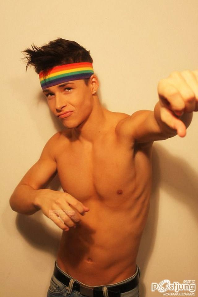นายแบบเกย์ฝรั่งเศสJessy Delduca