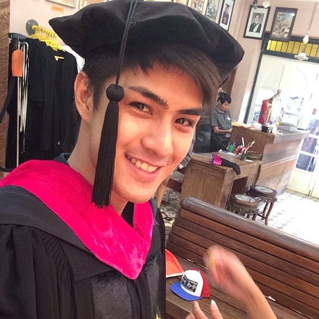 เขต ธาราเขต หนุ่มหล่อคมเข้มจากวิกหมอชิต