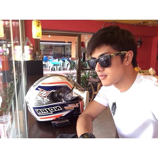 เขต ธาราเขต หนุ่มหล่อคมเข้มจากวิกหมอชิต